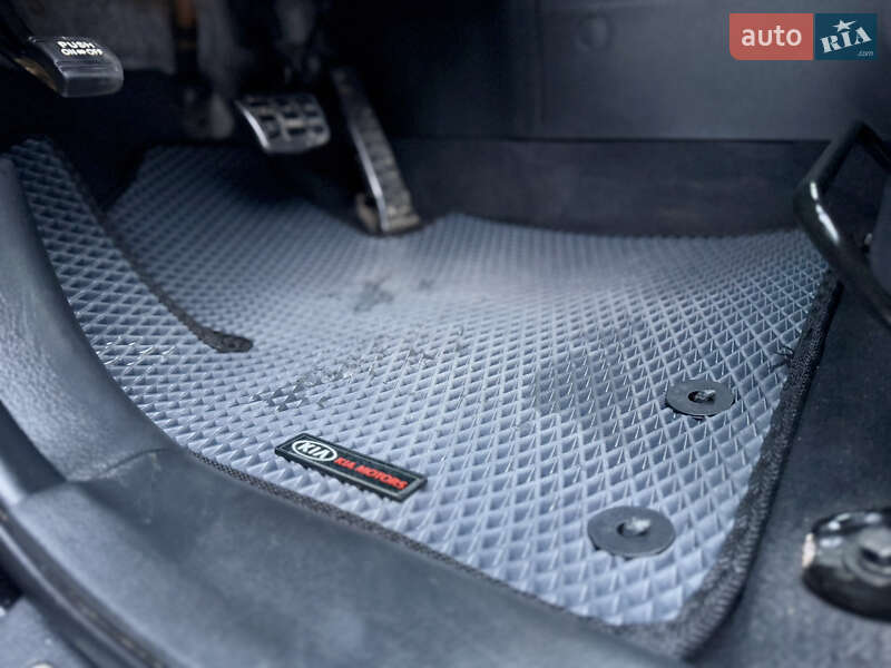 Внедорожник / Кроссовер Kia Sorento 2009 в Межгорье