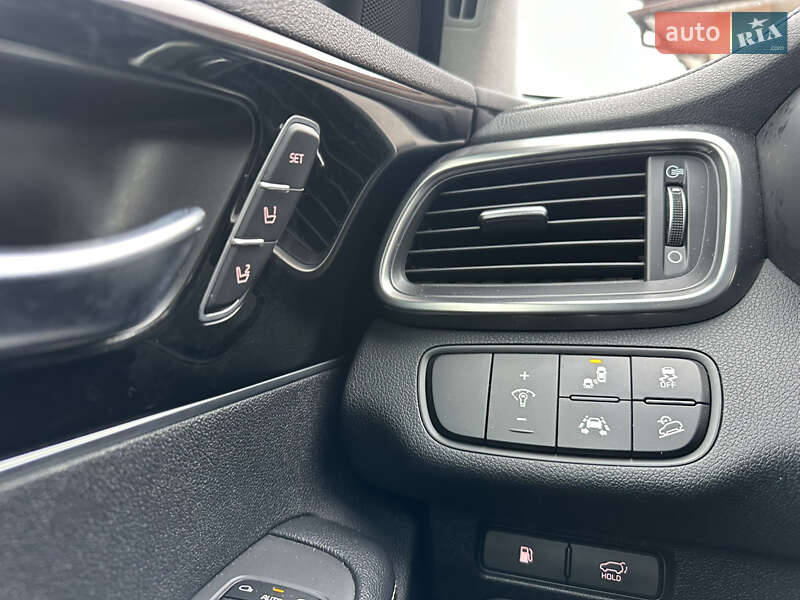 Внедорожник / Кроссовер Kia Sorento 2018 в Ивано-Франковске