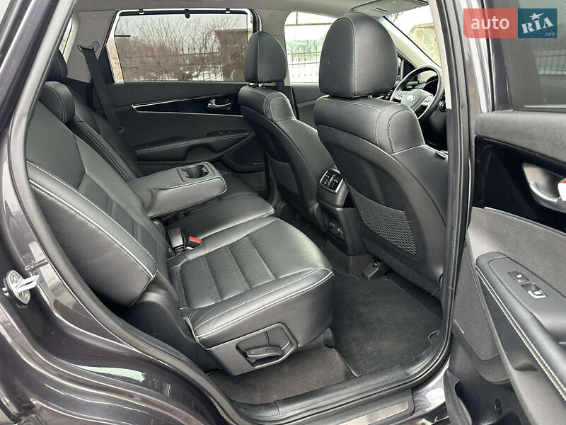Внедорожник / Кроссовер Kia Sorento 2018 в Ивано-Франковске