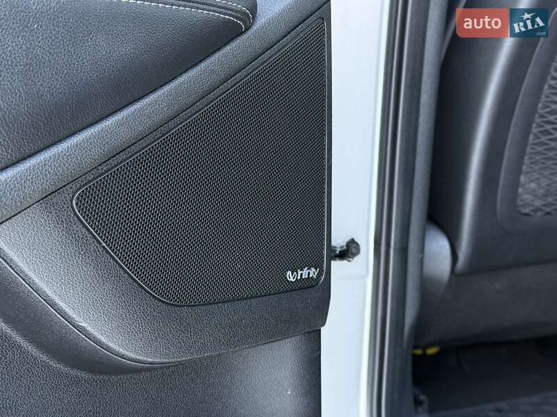 Внедорожник / Кроссовер Kia Sorento 2016 в Бродах