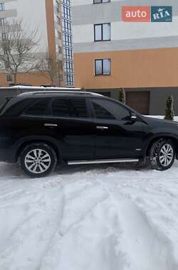 Позашляховик / Кросовер Kia Sorento 2012 в Івано-Франківську