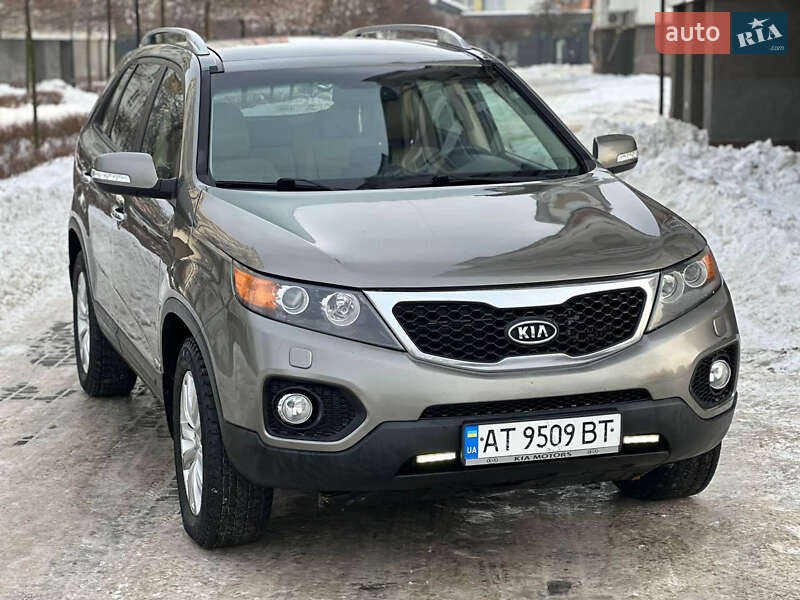 Внедорожник / Кроссовер Kia Sorento 2010 в Ивано-Франковске