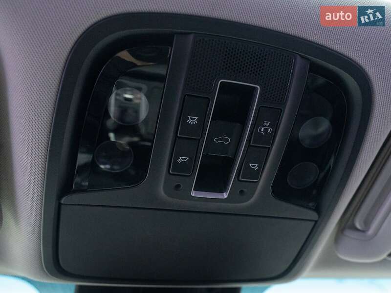 Внедорожник / Кроссовер Kia Sorento 2015 в Краснограде