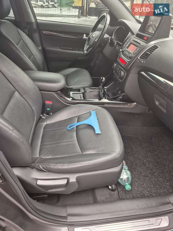 Внедорожник / Кроссовер Kia Sorento 2012 в Одессе фото 4 Внедорожник / Кроссовер Kia Sorento 2012 в Одессе