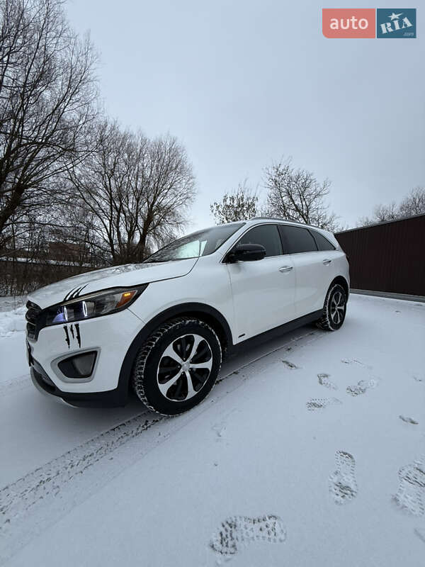 Внедорожник / Кроссовер Kia Sorento 2017 в Хмельницком