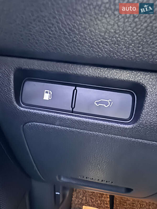 Внедорожник / Кроссовер Kia Sorento 2016 в Луцке