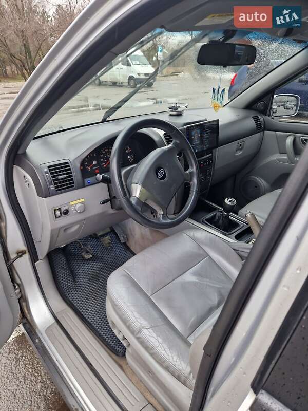 Внедорожник / Кроссовер Kia Sorento 2005 в Запорожье фото 13 Внедорожник / Кроссовер Kia Sorento 2005 в Запорожье