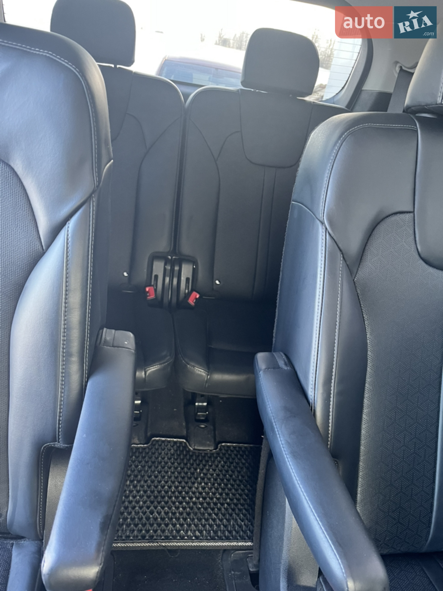 2021 Kia Sorento - мініатюра 31