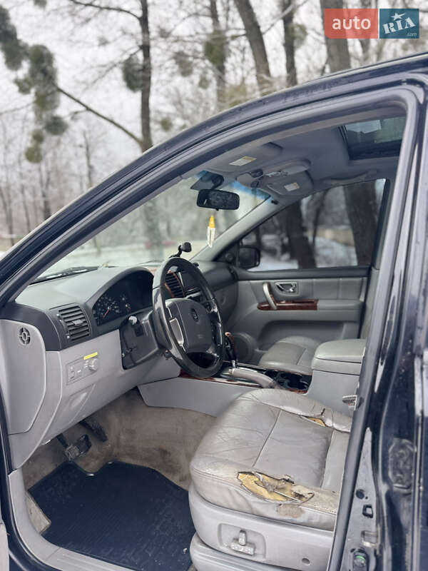 Внедорожник / Кроссовер Kia Sorento 2004 в Черновцах