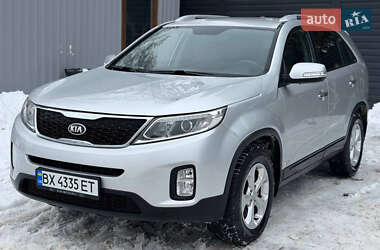 Внедорожник / Кроссовер Kia Sorento 2012 в Каменец-Подольском