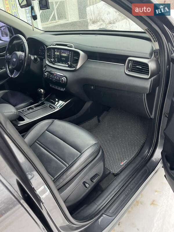 Внедорожник / Кроссовер Kia Sorento 2014 в Черкассах