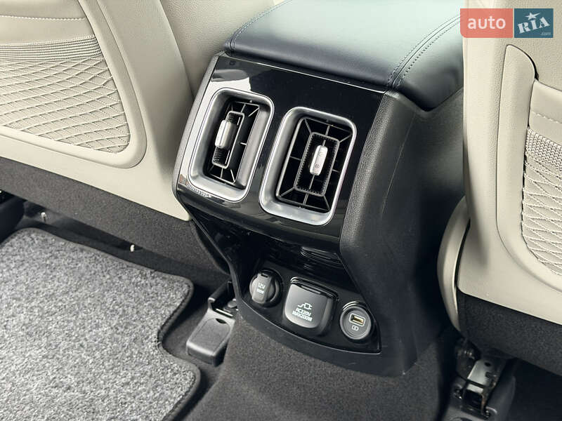 Внедорожник / Кроссовер Kia Sorento 2021 в Одессе фото 40 Внедорожник / Кроссовер Kia Sorento 2021 в Одессе