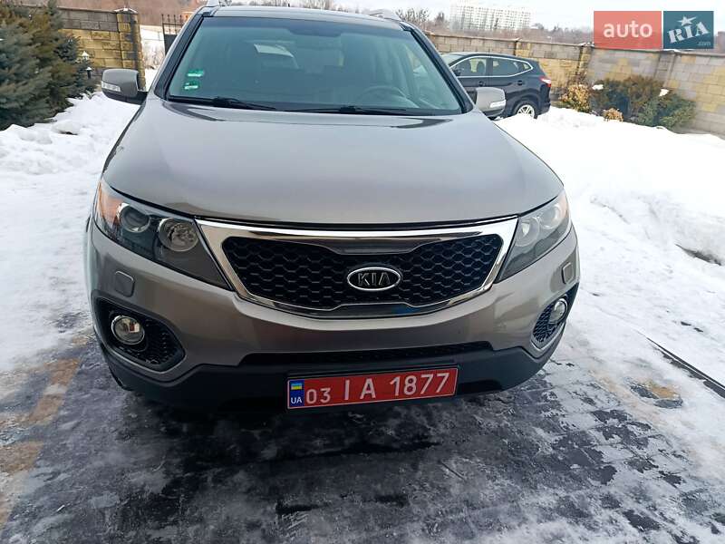 Внедорожник / Кроссовер Kia Sorento 2011 в Луцке