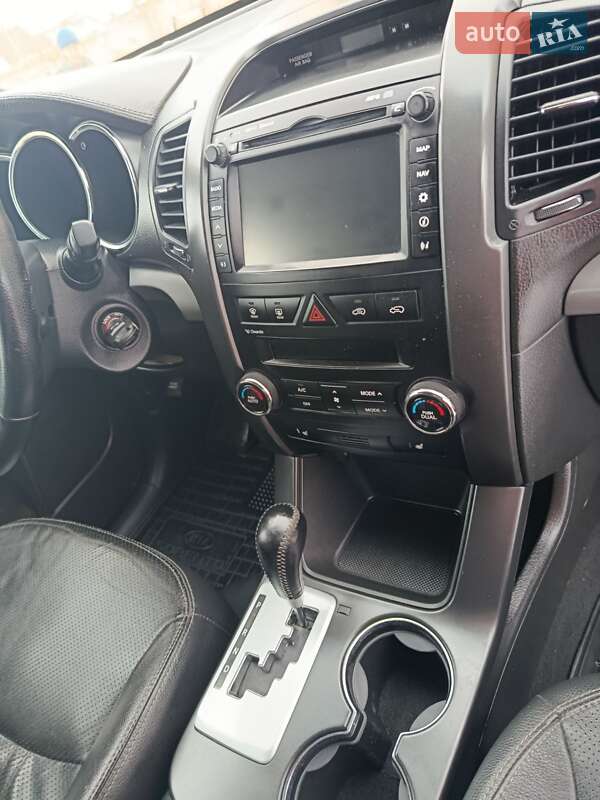 Внедорожник / Кроссовер Kia Sorento 2011 в Луцке