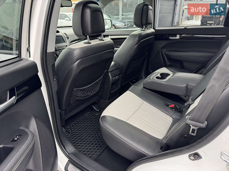 Внедорожник / Кроссовер Kia Sorento 2014 в Луцке