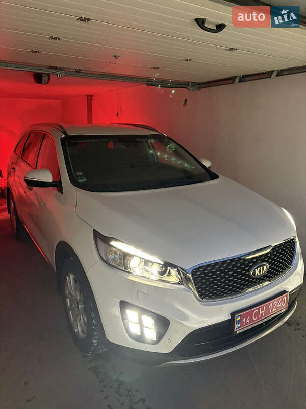 Внедорожник / Кроссовер Kia Sorento 2017 в Черновцах фото 5 Внедорожник / Кроссовер Kia Sorento 2017 в Черновцах