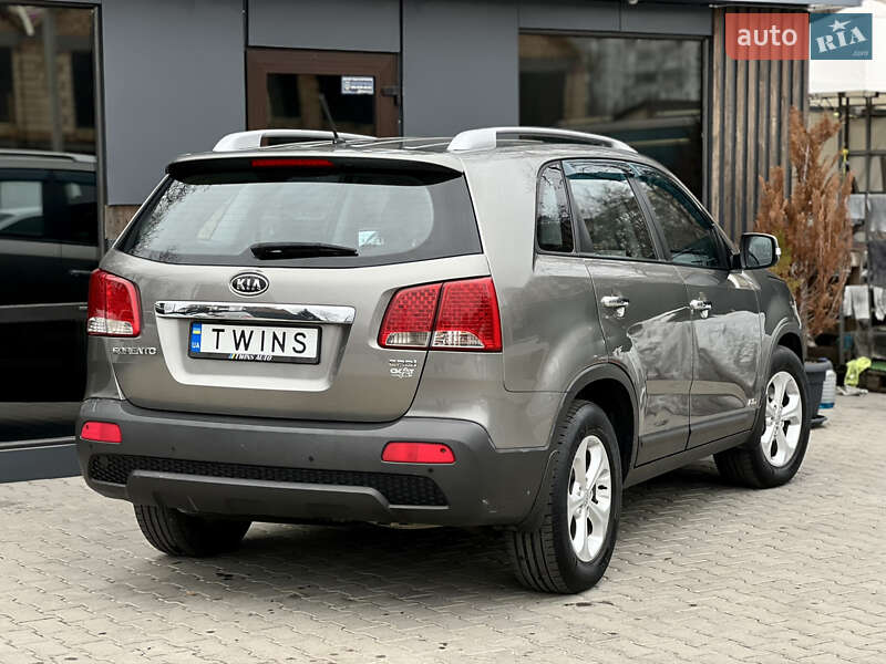 Внедорожник / Кроссовер Kia Sorento 2012 в Одессе