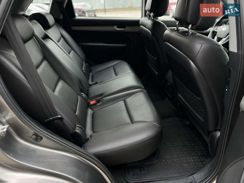 Внедорожник / Кроссовер Kia Sorento 2012 в Одессе