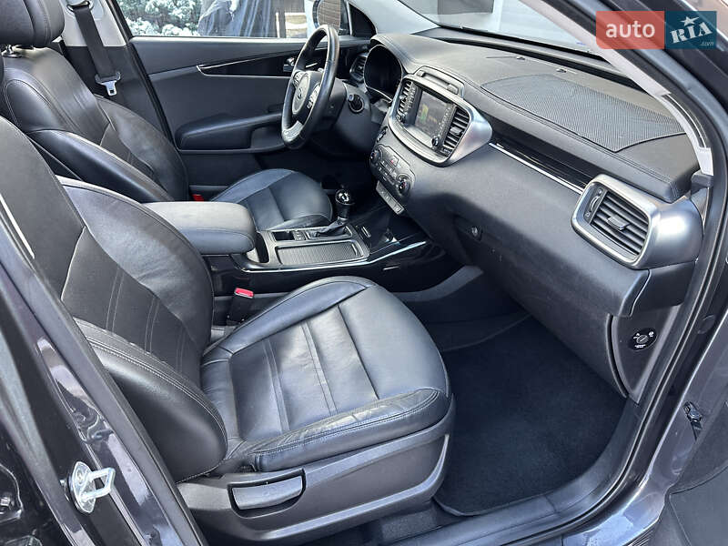 Внедорожник / Кроссовер Kia Sorento 2015 в Ивано-Франковске