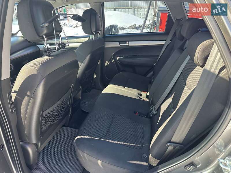 Внедорожник / Кроссовер Kia Sorento 2013 в Киеве фото 7 Внедорожник / Кроссовер Kia Sorento 2013 в Киеве