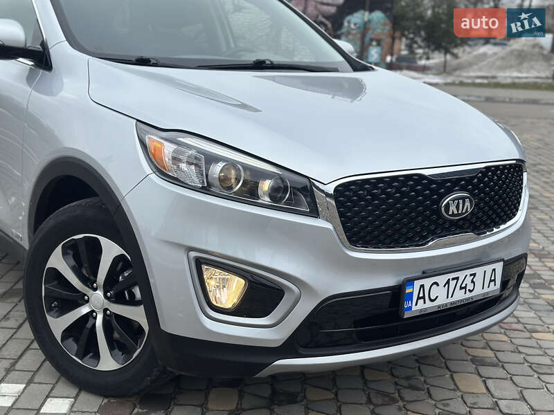 Внедорожник / Кроссовер Kia Sorento 2015 в Луцке