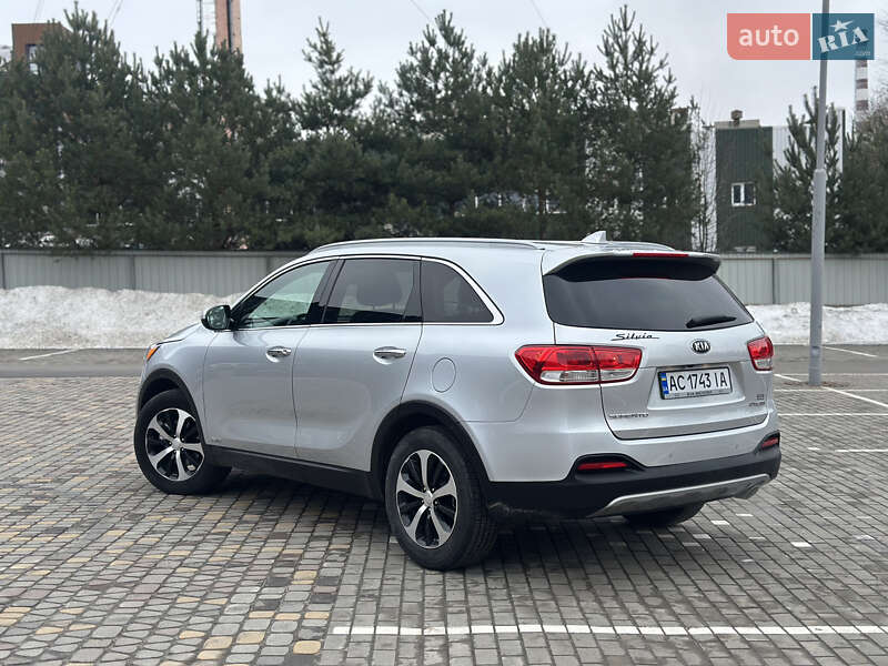 Внедорожник / Кроссовер Kia Sorento 2015 в Луцке
