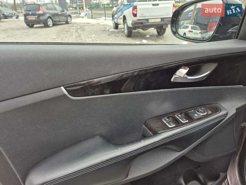 Внедорожник / Кроссовер Kia Sorento 2015 в Кропивницком