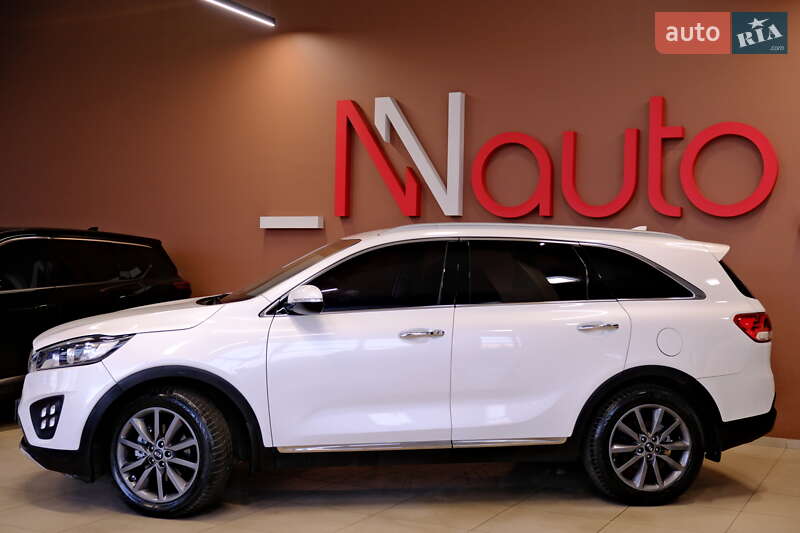 Внедорожник / Кроссовер Kia Sorento 2016 в Одессе