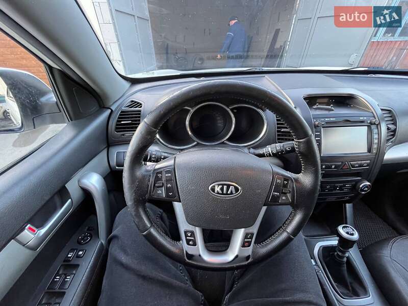 Внедорожник / Кроссовер Kia Sorento 2011 в Шепетовке