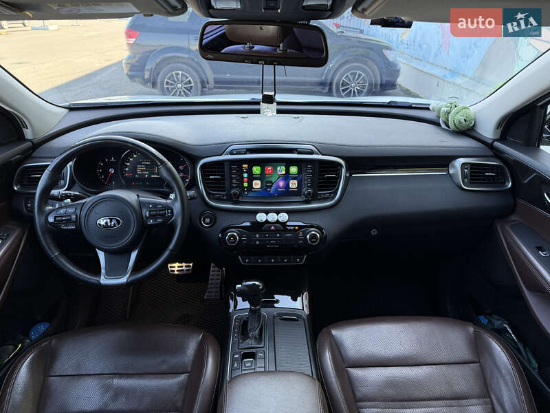 Внедорожник / Кроссовер Kia Sorento 2016 в Одессе