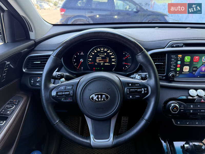 Внедорожник / Кроссовер Kia Sorento 2016 в Одессе