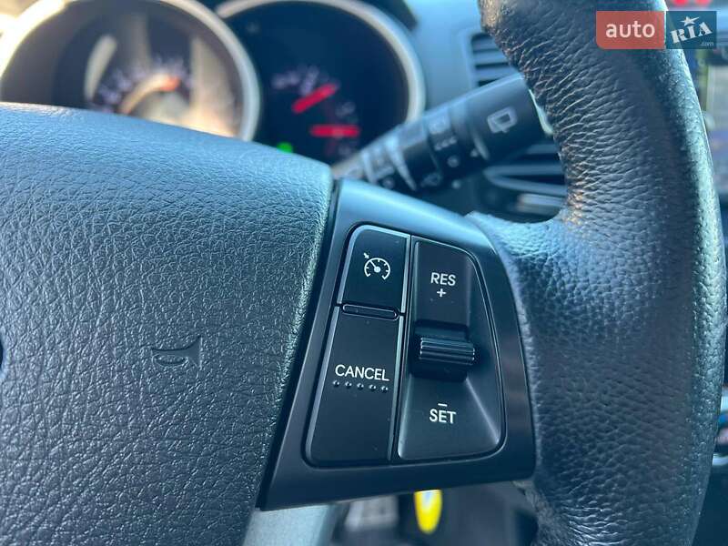 Внедорожник / Кроссовер Kia Sorento 2010 в Львове