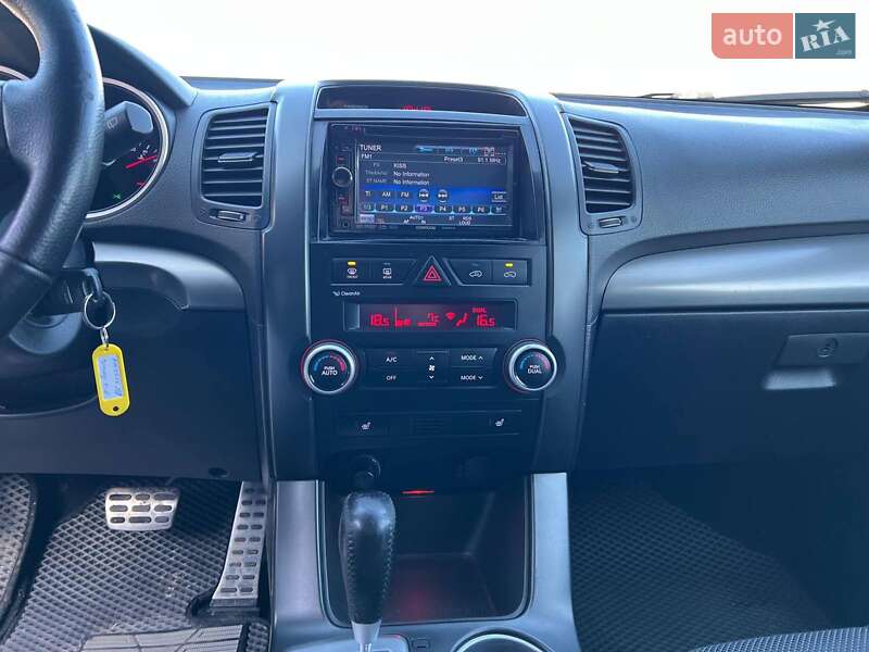 Внедорожник / Кроссовер Kia Sorento 2010 в Львове