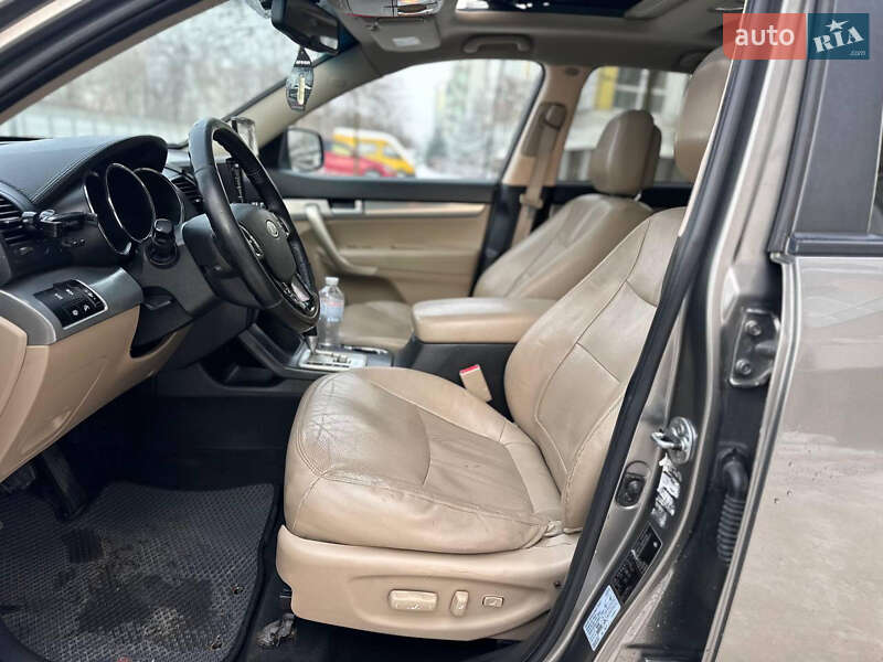Внедорожник / Кроссовер Kia Sorento 2010 в Ивано-Франковске