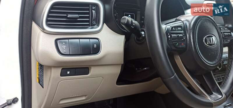 Внедорожник / Кроссовер Kia Sorento 2015 в Черновцах фото 42 Внедорожник / Кроссовер Kia Sorento 2015 в Черновцах