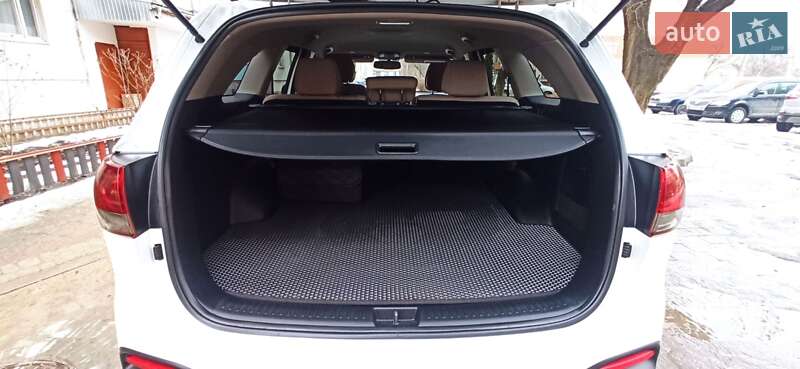 Внедорожник / Кроссовер Kia Sorento 2015 в Черновцах фото 63 Внедорожник / Кроссовер Kia Sorento 2015 в Черновцах