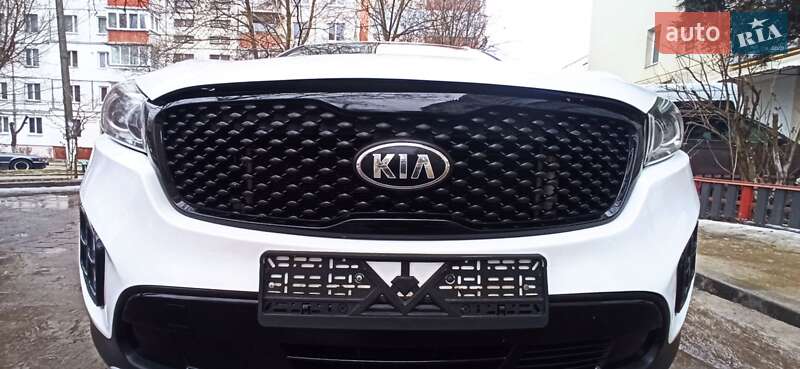 Внедорожник / Кроссовер Kia Sorento 2015 в Черновцах фото 84 Внедорожник / Кроссовер Kia Sorento 2015 в Черновцах