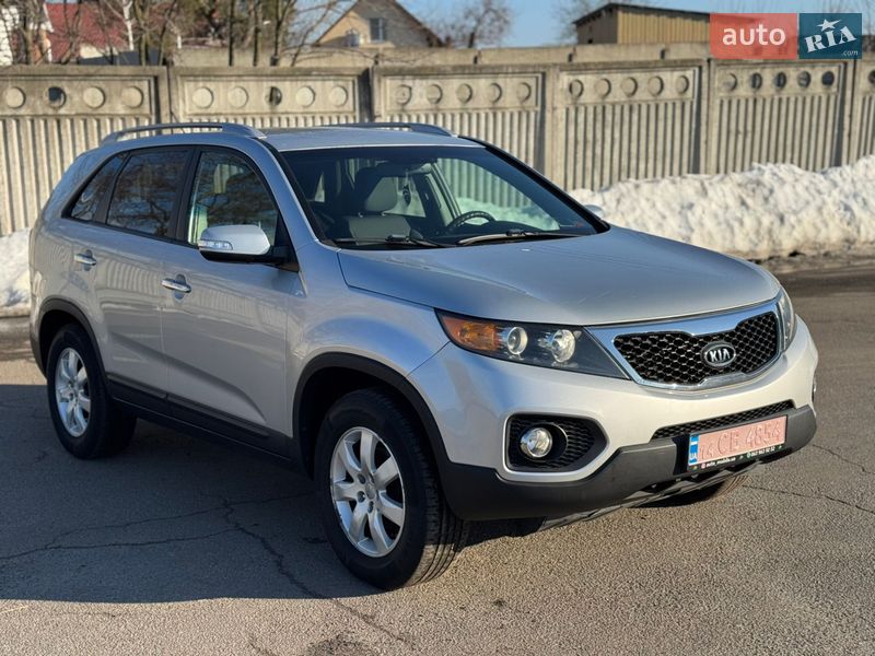 Внедорожник / Кроссовер Kia Sorento 2012 в Киеве