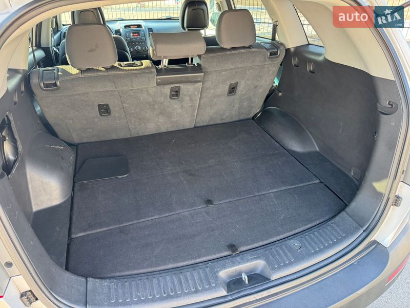Внедорожник / Кроссовер Kia Sorento 2012 в Киеве