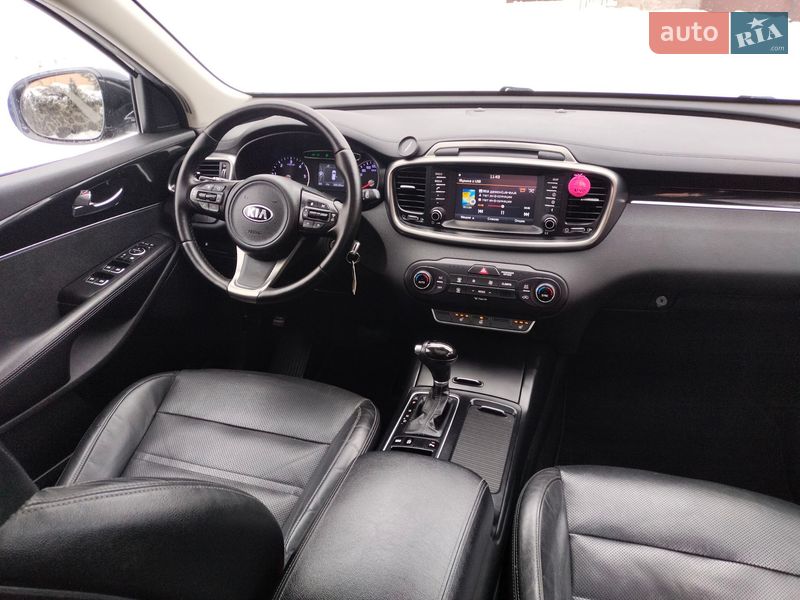 Внедорожник / Кроссовер Kia Sorento 2016 в Ровно
