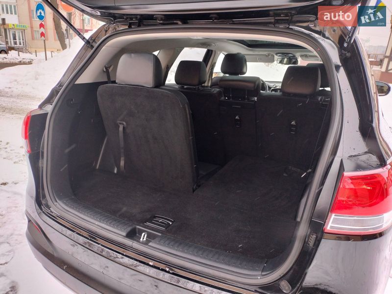 Внедорожник / Кроссовер Kia Sorento 2016 в Ровно