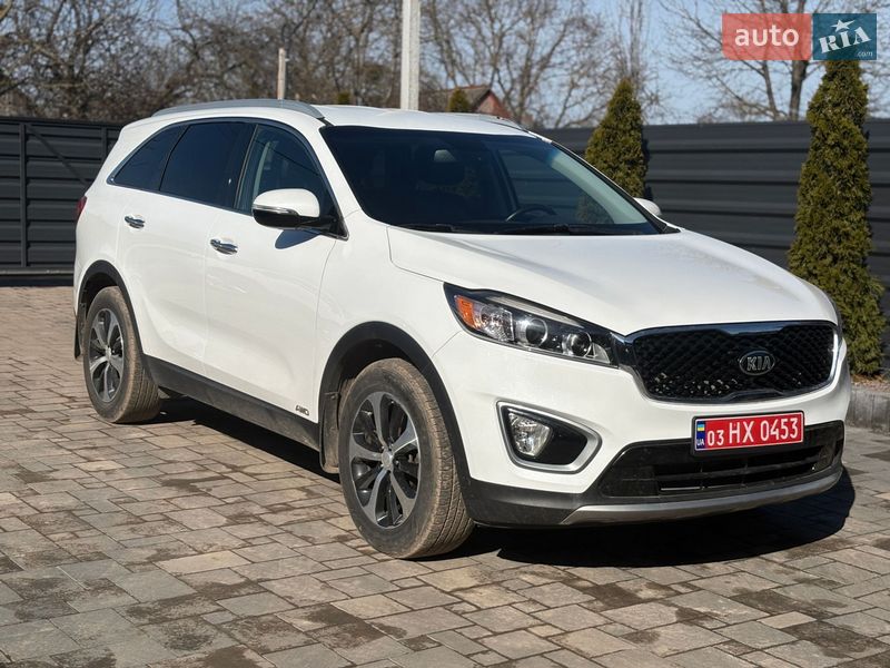 Позашляховик / Кросовер Kia Sorento 2015 в Володимирі