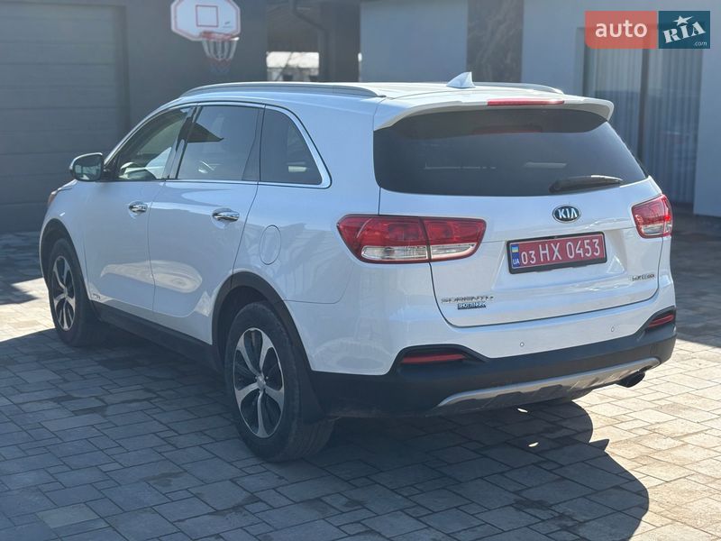 Позашляховик / Кросовер Kia Sorento 2015 в Володимирі