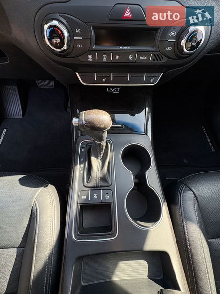 Позашляховик / Кросовер Kia Sorento 2015 в Володимирі