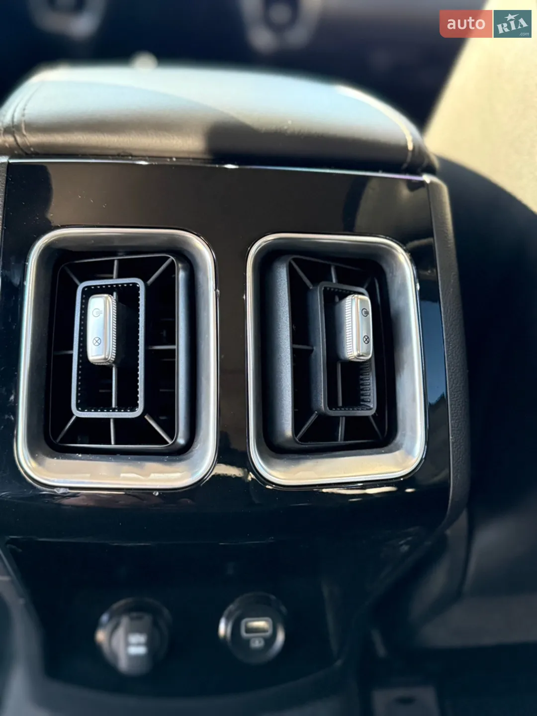 2021 Kia Sorento - мініатюра 102