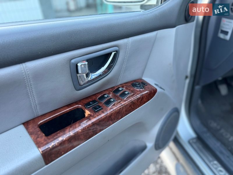 Внедорожник / Кроссовер Kia Sorento 2003 в Ровно