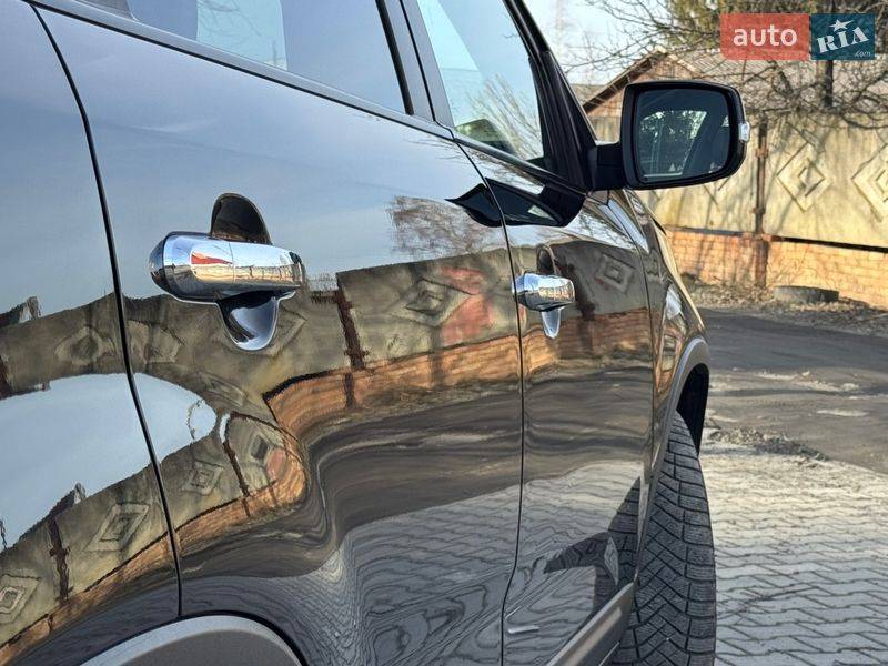 Внедорожник / Кроссовер Kia Sorento 2010 в Стрые