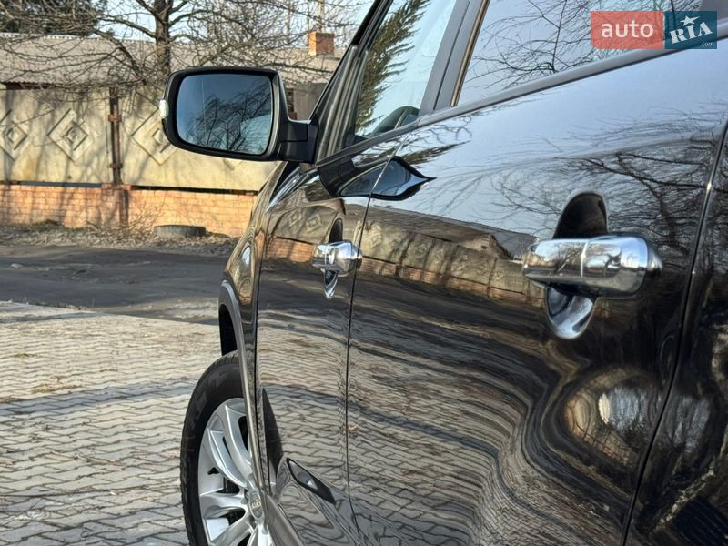 Внедорожник / Кроссовер Kia Sorento 2010 в Стрые