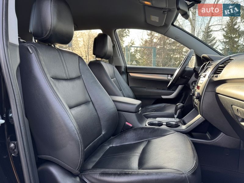 Внедорожник / Кроссовер Kia Sorento 2010 в Стрые