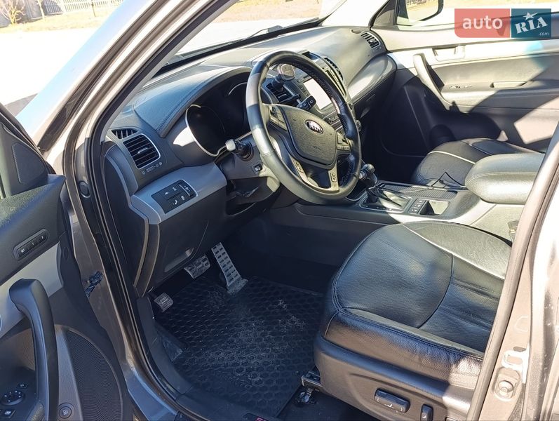 Внедорожник / Кроссовер Kia Sorento 2015 в Черкассах